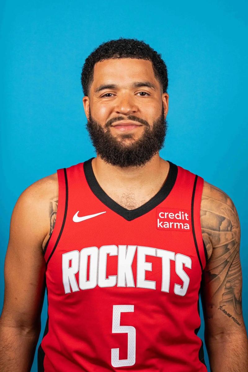 替补上阵，国米两位小将斯皮纳塞和博沃上演一线队首秀（国米两小将斯皮纳塞、博沃替补登场，迎来一线队处子秀）