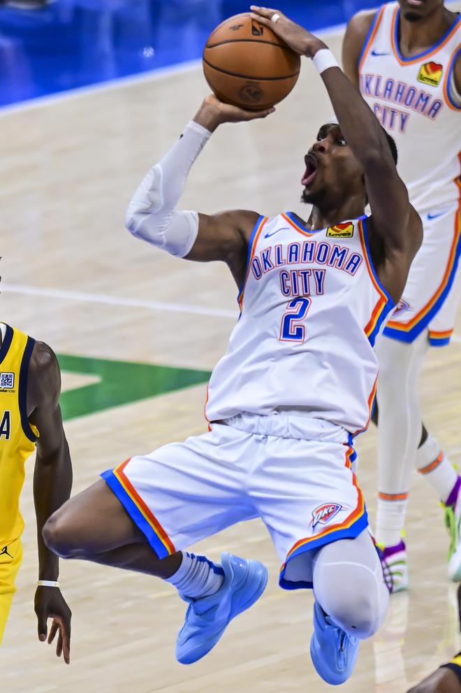 小卡纳瓦罗：在我哥光环下成长压力很大；我始终爱着那不勒斯（小卡纳瓦罗：哥哥光环带来重压，我对那不勒斯的爱始终如一）