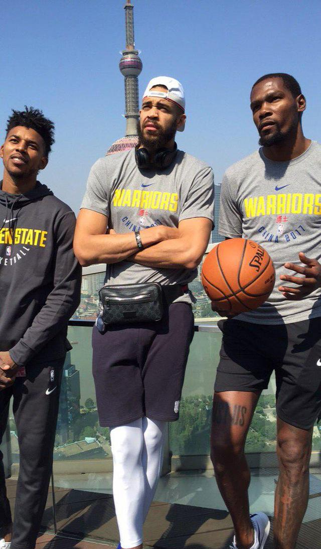 ESPN：奥斯卡已告知身边人自己将退役，即将与圣保罗会面（ESPN：奥斯卡已向亲近人士表态将退役，近期将与圣保罗会面）