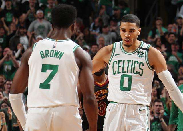 全尤文：巴萨对DV9很感兴趣，热刺、切尔西和拜仁也在关注情况（全尤文：巴萨看上DV9，热刺、切尔西及拜仁同样在跟进）