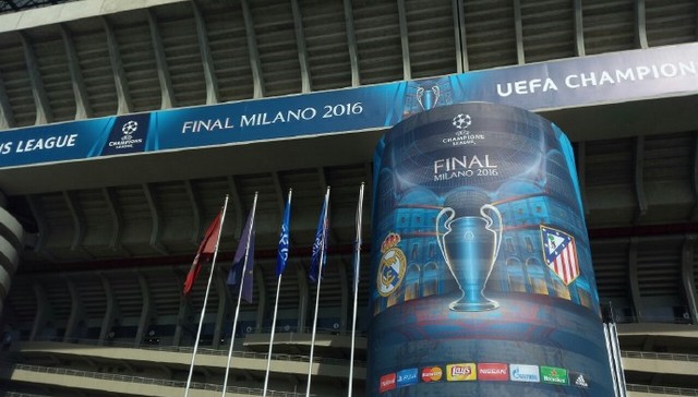 立竿见影，凯恩替补出场30分钟个人戴帽拜仁打进4球（凯恩替补登场仅半小时戴帽，拜仁火力全开轰入四球）