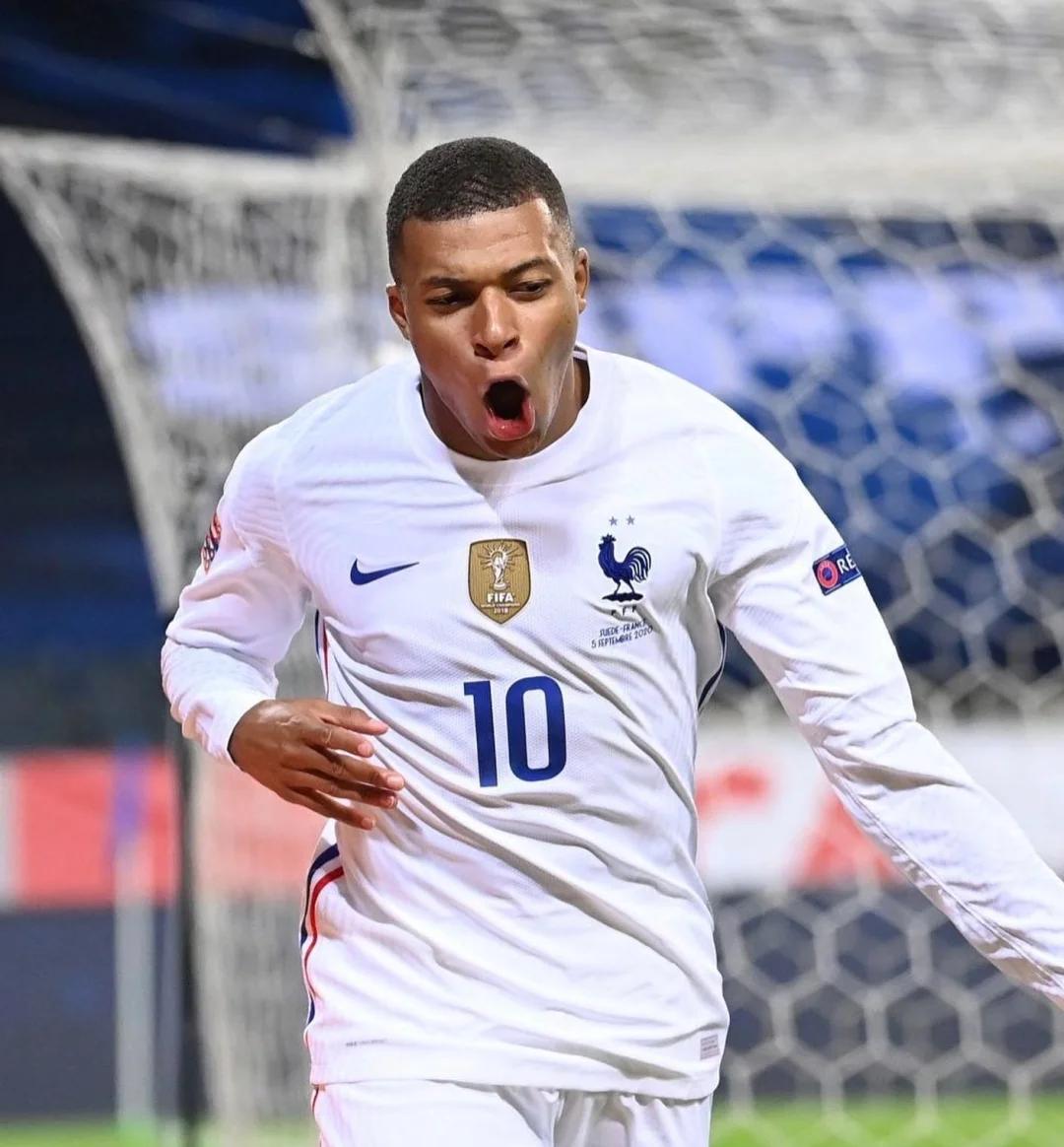 官方：法国名哨蒂尔潘将执法欧冠第6轮皇马vs曼城（官方确认：法国名裁蒂尔潘将吹罚欧冠第6轮皇马对阵曼城）