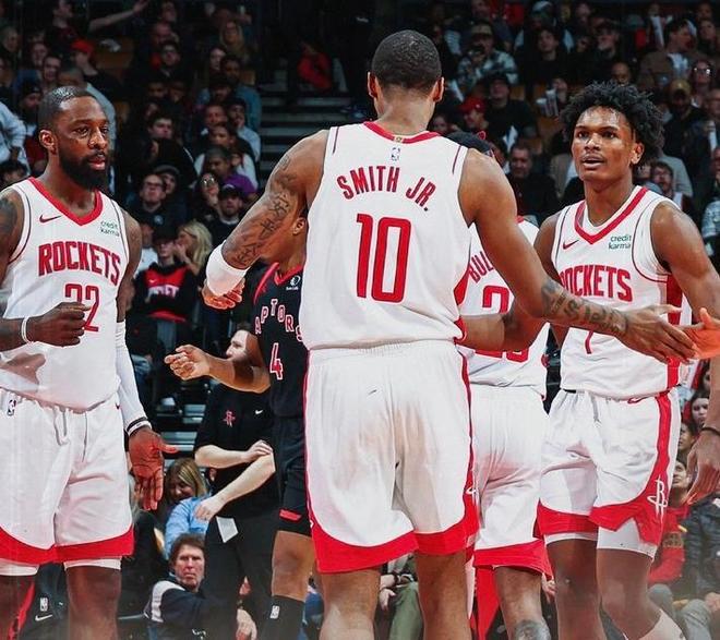 半场战报：多特0-1勒沃库森，马扎破门，格里马尔多助攻（半场：勒沃库森1-0领先多特，格里马尔多助攻马扎建功）