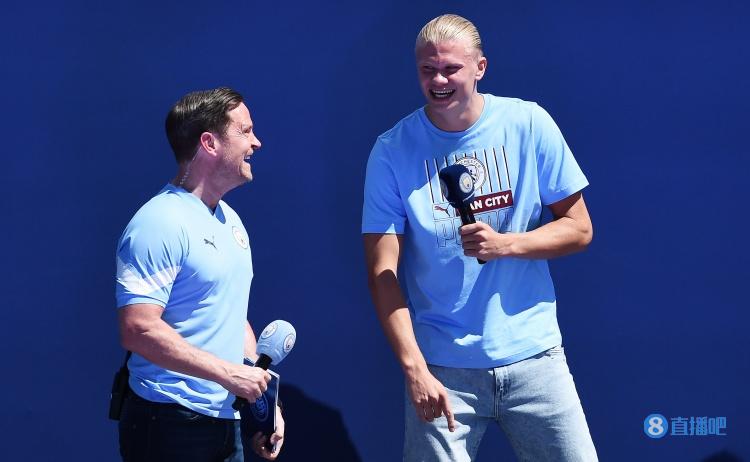 库里谈与斯潘塞搭档：只要是球商高的球员，我就能和他搭档（库里谈与斯潘塞联手：只要球商高，就能与我合拍）