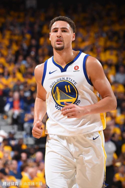 RAC1：奥尔莫左肩脱臼，预计将缺阵一个月（RAC1称奥尔莫左肩脱臼，预计休战一个月）