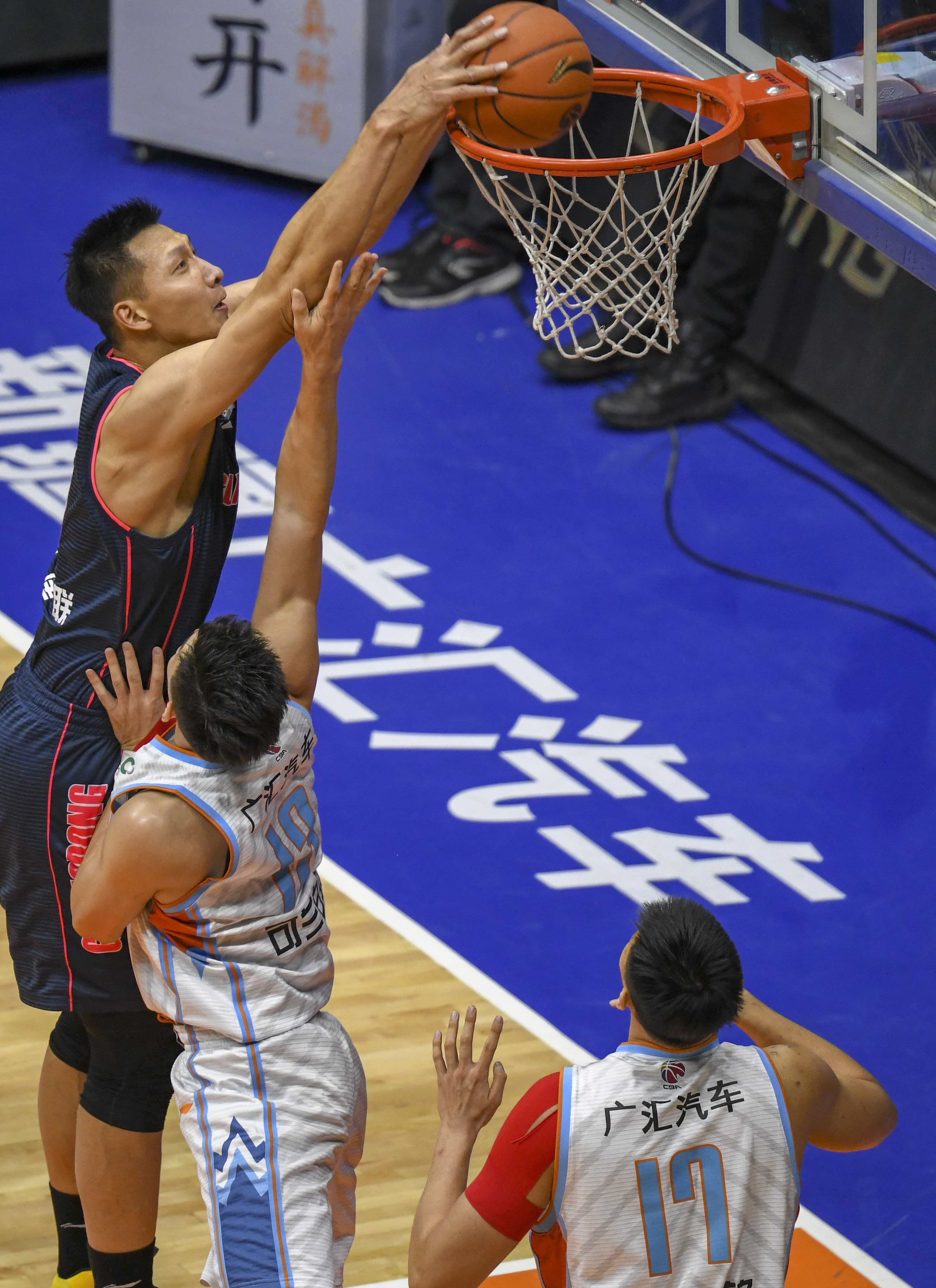 跟队：米兰有意签下阿图博卢，卡普里莱和雷斯特也在名单中（随队记者：米兰有意引进阿图博卢，卡普里莱与雷斯特同列候选名单）