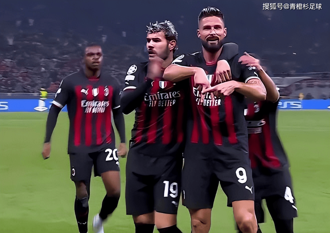 尼克斯晋级半决赛后，每位球员都能获得103000美元的奖金（尼克斯打进半决赛，队内每人奖金10.3万美元）