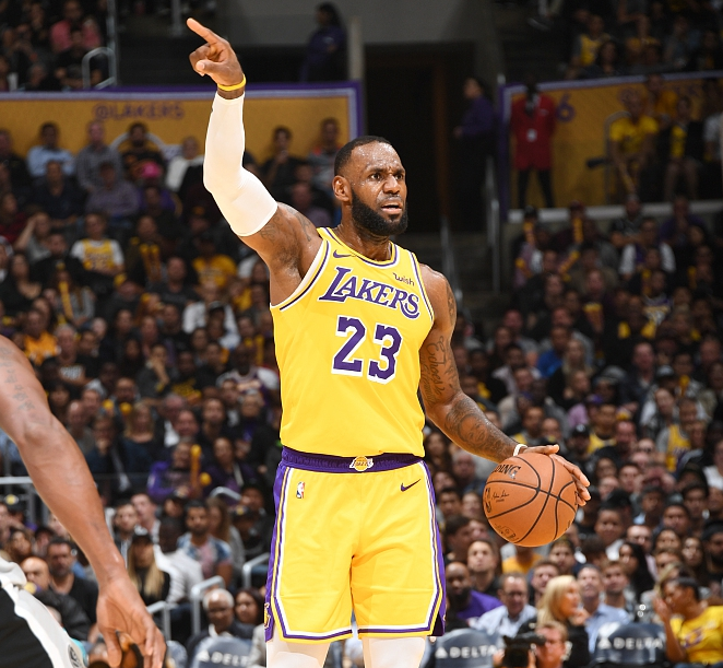 半场战报：毕尔巴鄂竞技1-0皇家奥维耶多，尼科-威廉斯建功（半场快讯：毕尔巴鄂竞技1-0皇家奥维耶多，尼科-威廉斯先下一城）