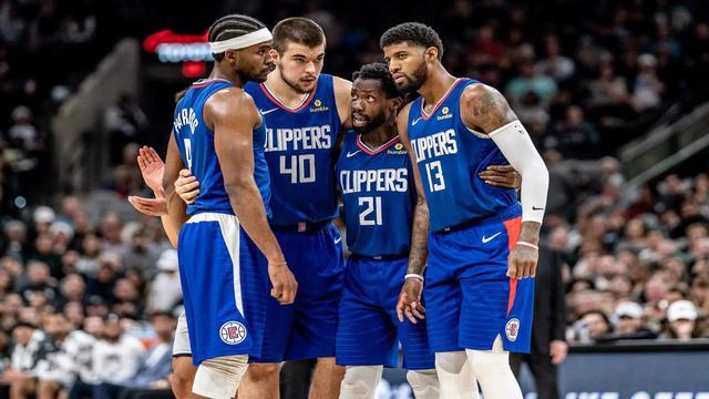 美记：鹈鹕不想直接裁掉锡安，但他最多也就能换个次轮签（美媒称：鹈鹕无意直接裁掉锡安，其交易回报顶多只是一个次轮签）