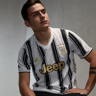 德转列巴拉圭球员历史身价前10：阿尔米隆第1，巴里奥斯上榜（德转公布巴拉圭球员历史身价TOP10：阿尔米隆登顶，巴里奥斯在列）